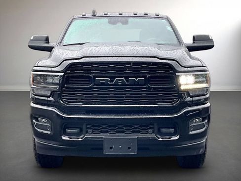 Used 2022 RAM 2500 Limited AWD/4WD image 2
