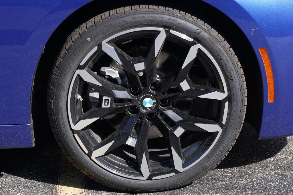 New 2026 BMW 230i xDrive Coupe w/ Premium Package AWD/4WD image 6