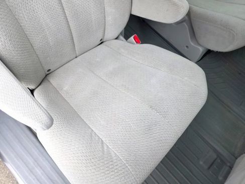 Used 2014 Toyota Sienna LE AWD/4WD image 56