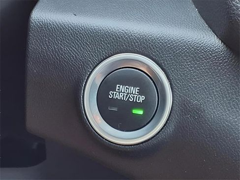 Used 2024 GMC Terrain SLE image 15