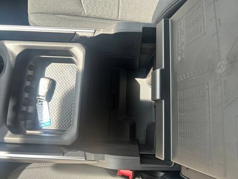 New 2026 RAM 2500 Big Horn AWD/4WD image 28