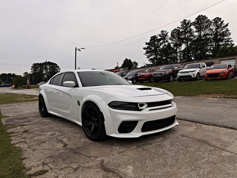 Used 2021 Dodge Charger Scat Pack w/ Plus Group RWD image 3