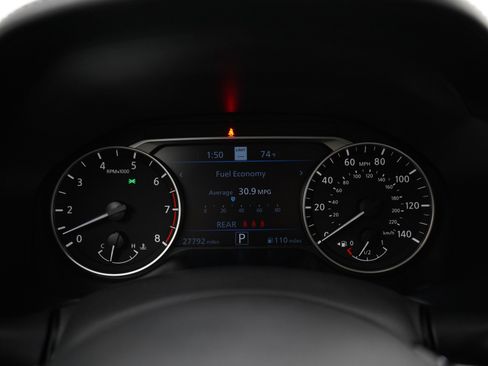 Used 2023 Nissan Altima 2.5 SV w/ SV Premium Package AWD/4WD image 25