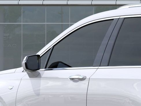 New 2025 Cadillac XT6 Luxury image 12