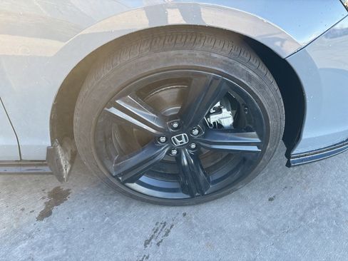 Used 2025 Honda Accord Sport image 12