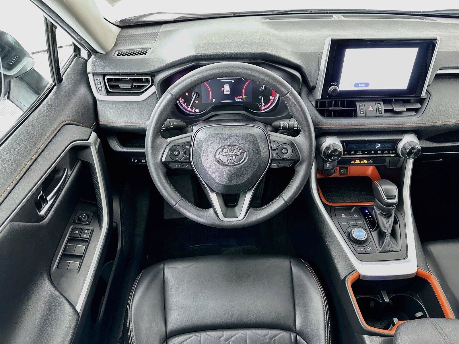 Used 2024 Toyota RAV4 Adventure AWD/4WD image 2