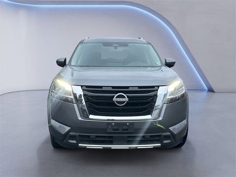 Used 2023 Nissan Pathfinder SL image 8