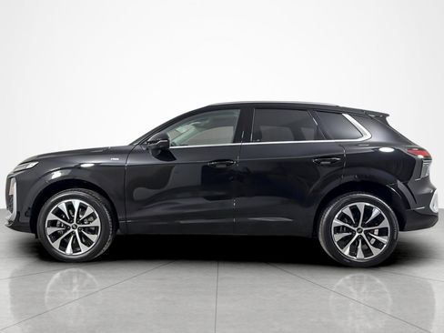 New 2026 Audi Q3 quattro 2.0T AWD/4WD image 3