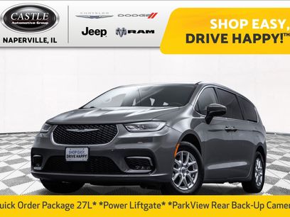 Used 2023 Chrysler Pacifica Touring-L
