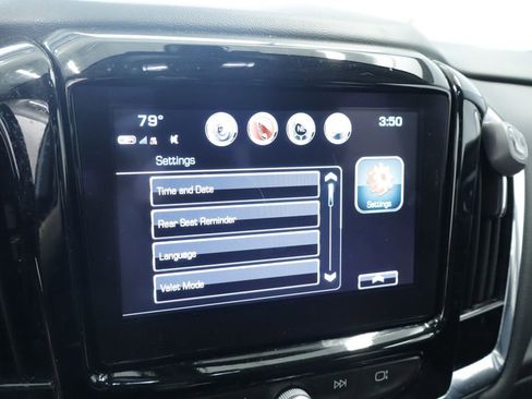 Used 2018 Chevrolet Traverse LT AWD/4WD image 24