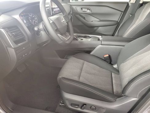 New 2026 Nissan Rogue SV FWD image 12