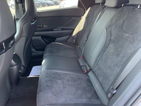 Certified 2025 Hyundai Elantra N FWD image 17