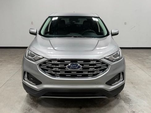 Used 2022 Ford Edge Titanium AWD/4WD image 3