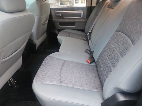 Used 2015 RAM 1500 Outdoorsman image 21