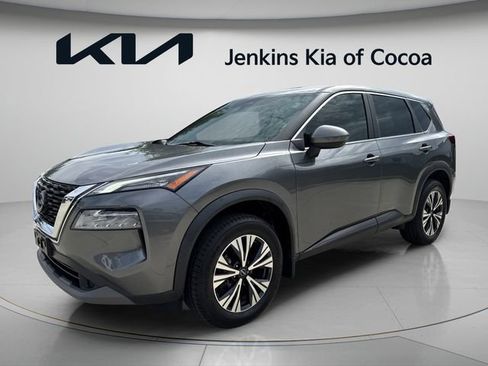 Used 2023 Nissan Rogue SV FWD image 9