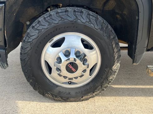 Used 2023 GMC Sierra 3500 Denali w/ Denali Ultimate Package image 29