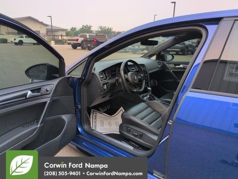 Used 2019 Volkswagen Golf R 4-Door AWD/4WD image 9