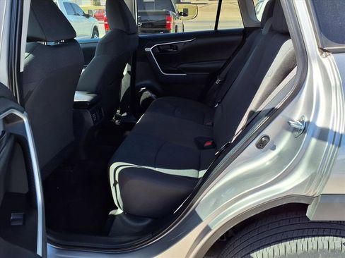 Used 2025 Toyota RAV4 LE image 17