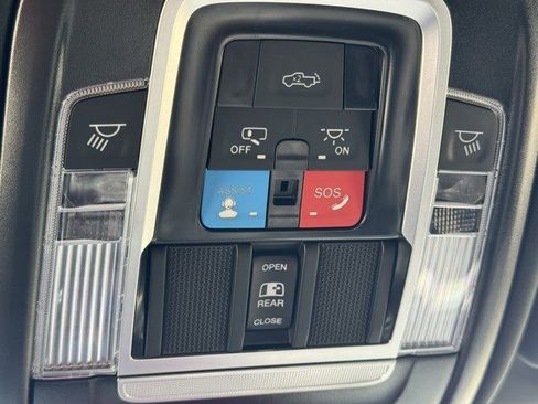 New 2026 RAM 2500 Laramie w/ Night Edition image 28