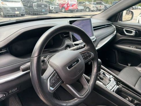 Used 2022 Jeep Compass High Altitude image 9