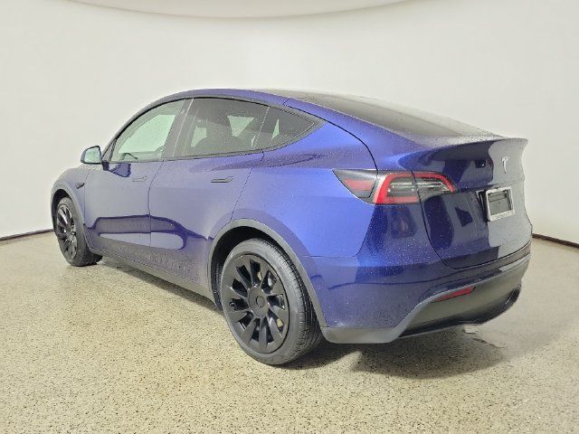 Used 2022 Tesla Model Y Long Range AWD/4WD image 7