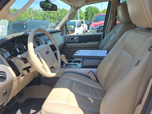 Used 2011 Ford Expedition XLT w/ 201A Rapid Spec Order Code AWD/4WD image 15