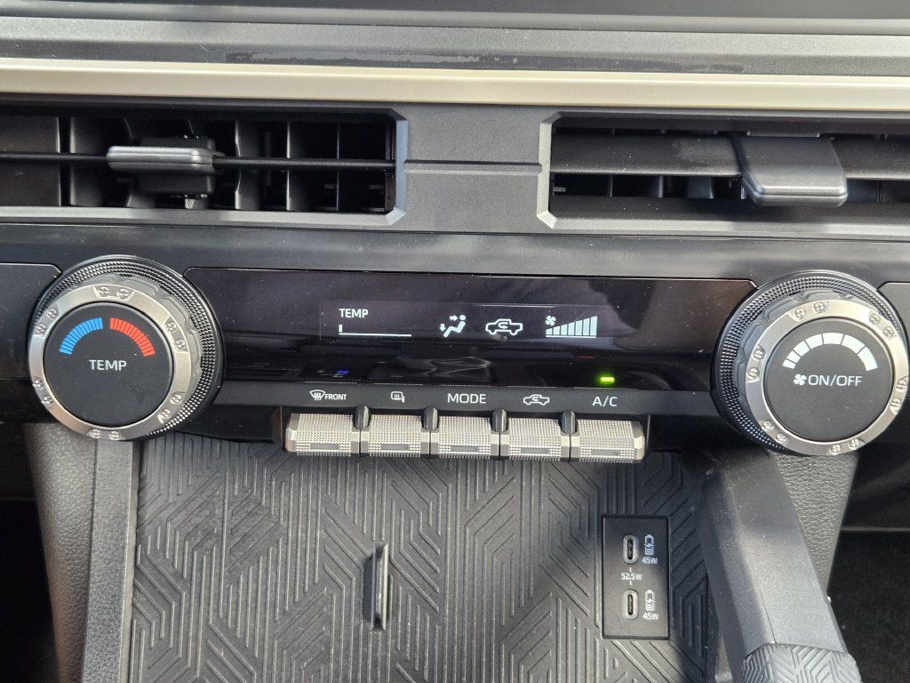 Used 2025 Toyota Tacoma SR RWD image 18