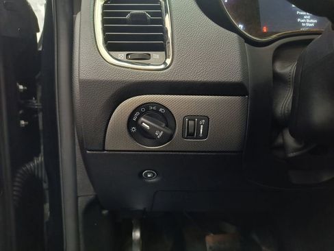 Used 2018 Dodge Durango R/T w/ Technology Group image 30