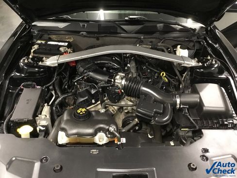 Used 2012 Ford Mustang Premium image 40