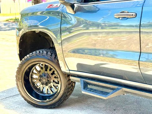 Used 2020 Chevrolet Silverado 1500 Custom Trail Boss w/ Custom Convenience Package image 11