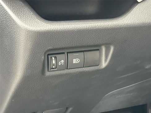 Certified 2025 Toyota RAV4 XLE FWD image 15