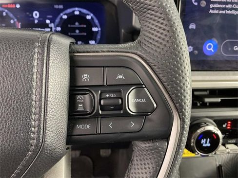Used 2024 Toyota Tacoma Trailhunter image 16