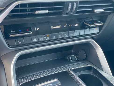 Certified 2024 MAZDA CX-90 Plug-In Hybrid w/ Preferred AWD/4WD image 26