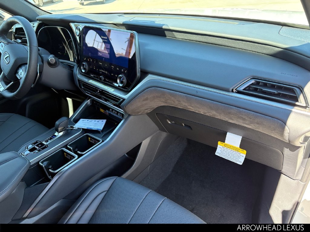 New 2026 Lexus TX 500h AWD w/ Technology Package image 11