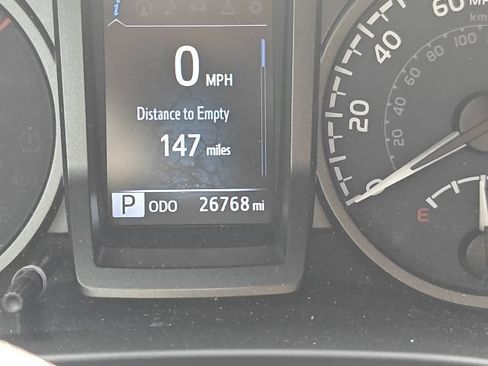 Used 2023 Toyota Tacoma TRD Off-Road w/ Advanced Technology Package AWD/4WD image 12