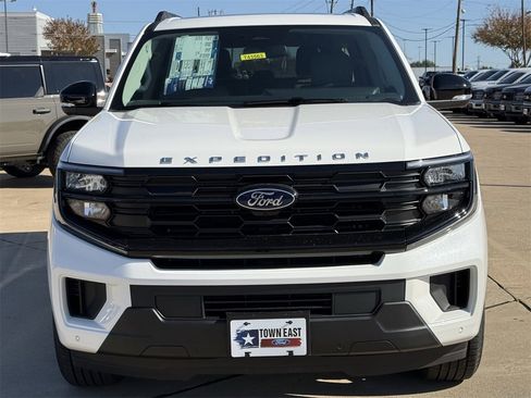 New 2025 Ford Expedition Max Active image 30