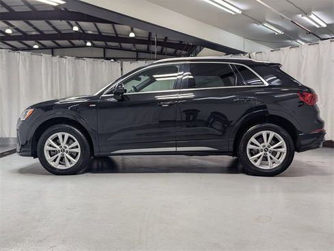 Used 2021 Audi Q3 2.0T Premium w/ Convenience Package image 24