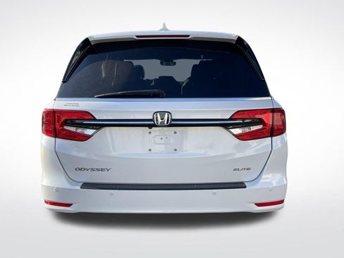 Used 2022 Honda Odyssey Elite image 4