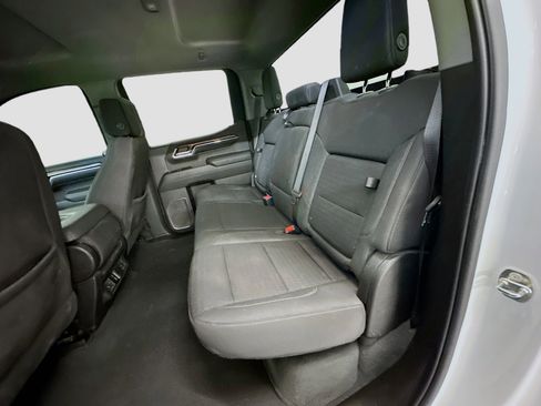 Used 2024 GMC Sierra 1500 Elevation image 29