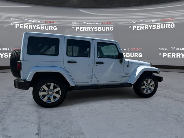 Used 2016 Jeep Wrangler Unlimited Sahara w/ Max Tow Package AWD/4WD image 8