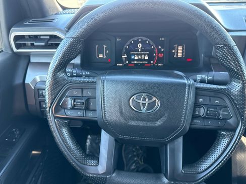 Used 2024 Toyota Tacoma SR5 AWD/4WD image 25