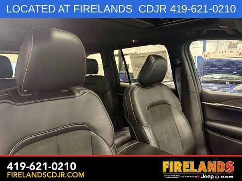 New 2026 Jeep Grand Cherokee Altitude AWD/4WD image 24