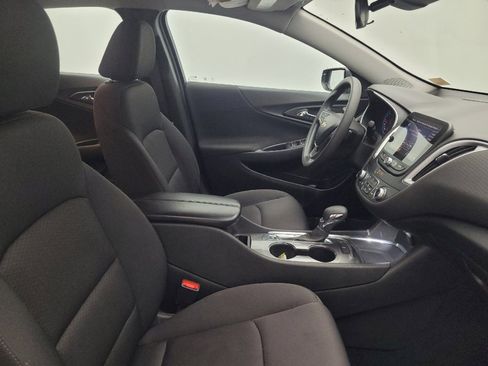 Used 2023 Chevrolet Malibu LT FWD image 21