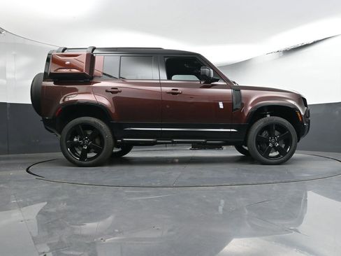 Used 2025 Land Rover Defender 110 Sedona Red Edition AWD/4WD image 28