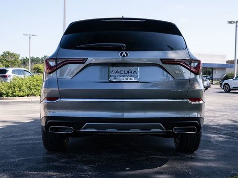 New 2026 Acura MDX SH-AWD image 8