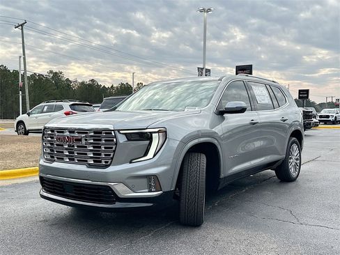 New 2026 GMC Acadia Denali w/ Super Cruise Package image 2