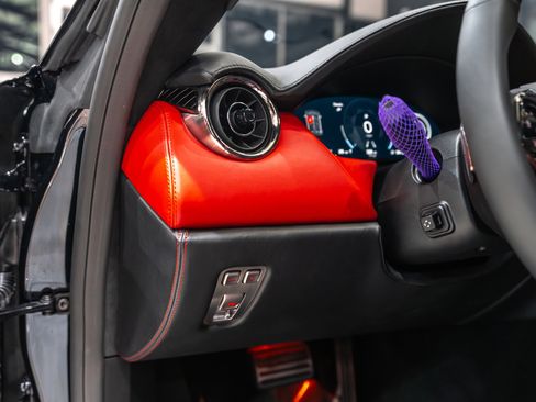 Used 2025 Karma Revero Luxury image 8