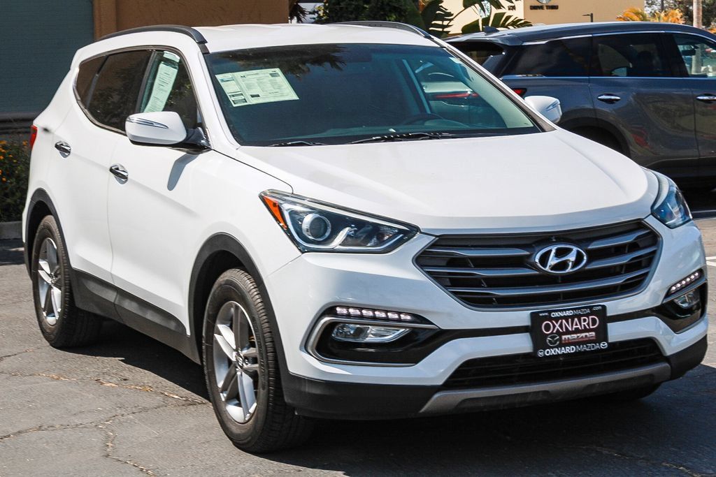 Used 2017 Hyundai Santa Fe Sport FWD image 3