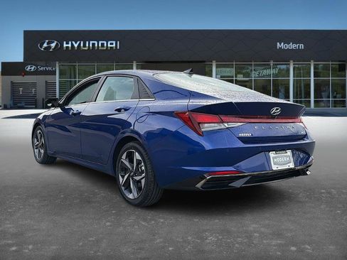 Certified 2023 Hyundai Elantra Limited w/ Cargo Package image 4