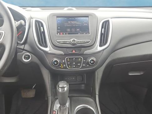Used 2020 Chevrolet Equinox LT image 10